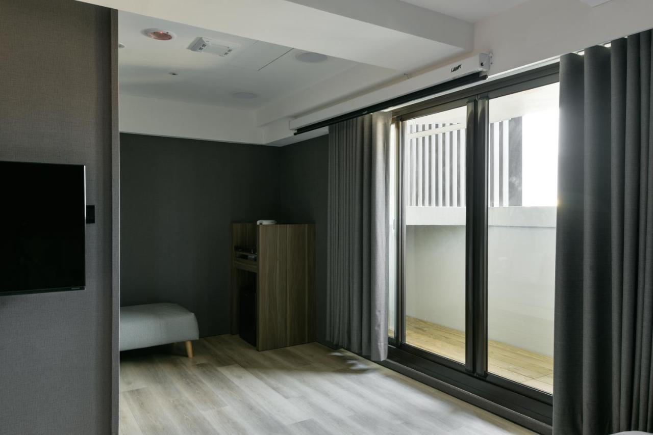 Autumn Willow Hotel ไถจง ภายนอก รูปภาพ
